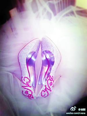 �̿������ŮЬ����������СS��������ߺ�ȣ�ͼ����6��