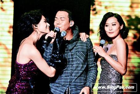 л�컪����ɺ����������·���¶�����ԸУ���ͼ����4��