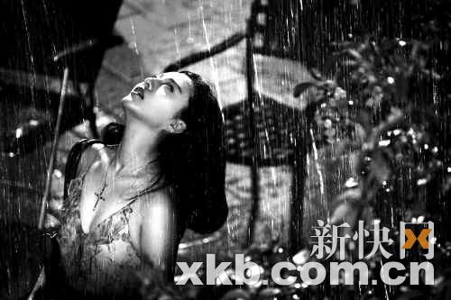 ��������ҹ������Ϸ�촽�����Գ������ζ�Ӿ��