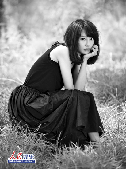 �װٺΡ�����ϵ��д���ع�ڰ״��촿ɫ���飨ͼ����4��