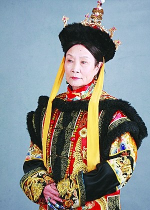 吕中食言再次出演慈禧迎挑战展现其母性一面