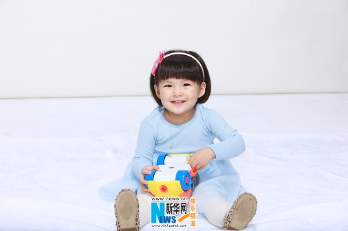 ����Ů����ʫ�䳬��д����λ�������׸���棨ͼ����3��