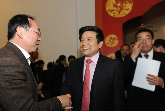 ����ܾ־ٰ�2012�������Ӱ�д���Ⱥ�ǳ�ϯ��ͼ����3��