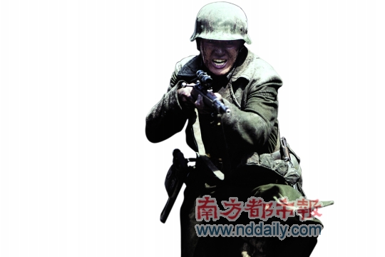 这是观众们对《金陵十三钗》中佟大为饰演的李教官一个极为贴切的形容