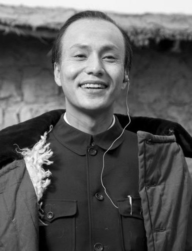 陈坤《钱学森》造型曝光神采奕奕展儒雅风采