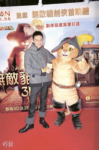 张智霖否认与袁咏仪再造人:过了2012年再说(图)