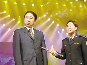 冯巩师徒合作小品被毙因话题沉重与和谐氛围不符