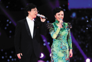 网友评元宵晚会:央视只能听不能看湖南台太雷