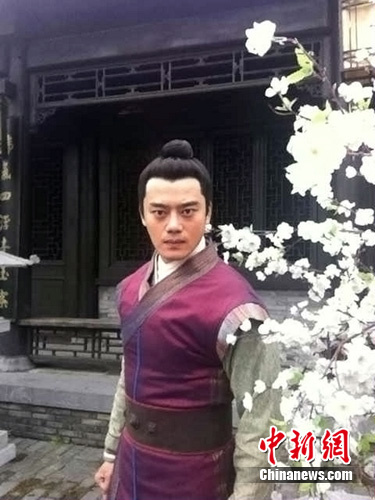 李丞峰“薛丁山”打戏连拍很受伤感慨