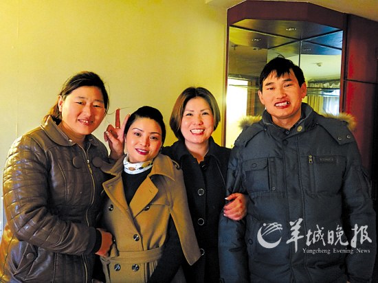 “大衣哥”为练歌曾写血书坦言因出名不再自由