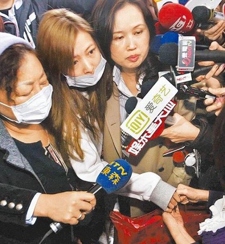 Makiyo称探望司机却未现身对方律师大骂其“耍人”
