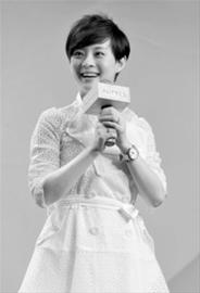 孙俪叹儿子长得太快不与儿子看电视:会伤他眼睛