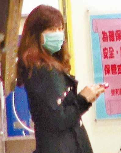 金友庄今进行手术捐肾救母高凌风急返台伴孝妻