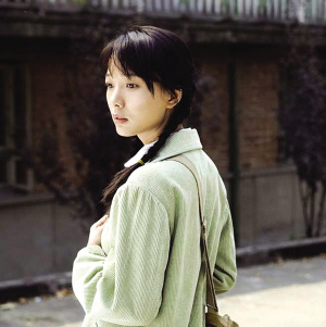 山楂树亮相观众呼意外静秋变成熟老三很大叔