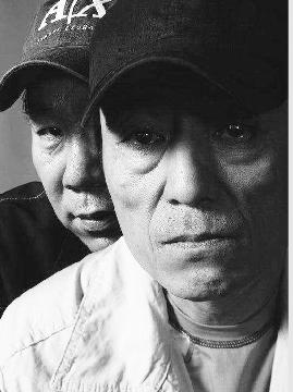 “十三钗”被开除演员曝张艺谋隐私网友:担心你
