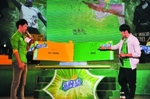 周杰伦下战书豪言挑战科比自诩罚球十球九进(图)
