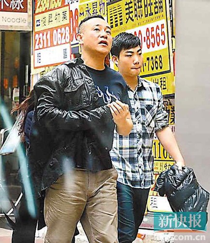 ���ֱ��������ͷ���лؼ����40��ȡ����գ�ͼ��