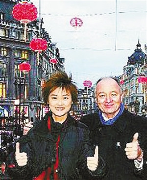 前伦敦副市长恋李宇春?笑称:我结婚44年了(图)