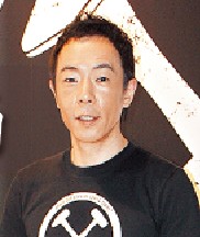 黄贯中曝朱茵怀孕一日九餐拒回应婚前性行为(图)