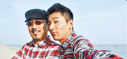 赵爸支持赵又廷恋情避谈“姐弟恋::事发前问可以