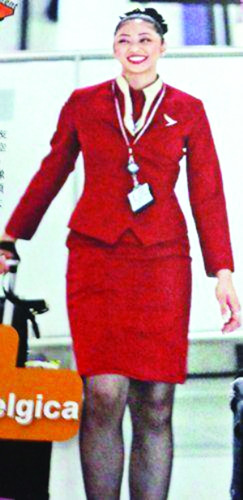 ���¹�ϣ����׷���ս�Ů���Ѽ�Ů���ҳ���չ����