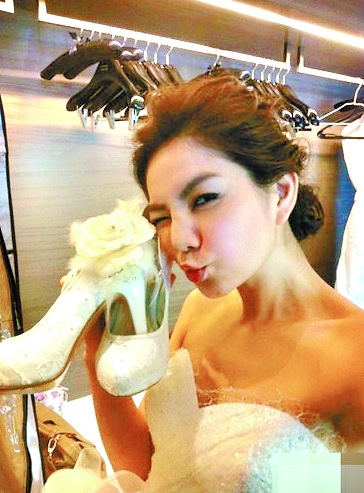 Ella���鲼���������ѵ�٩��������һ������