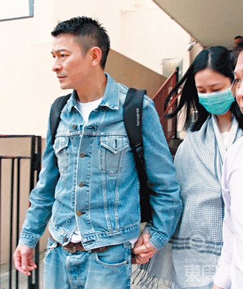 刘德华爱女满月酒地点曝光曾携朱丽倩甜蜜试吃