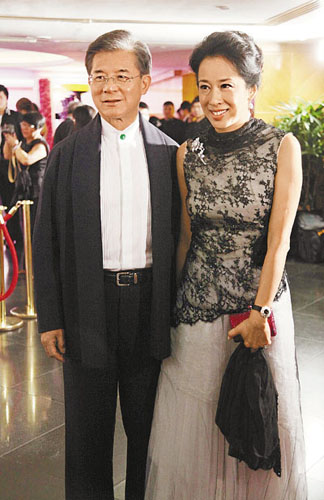 准婆婆证郭晶晶霍启刚将结婚将送纪念礼物给新娘