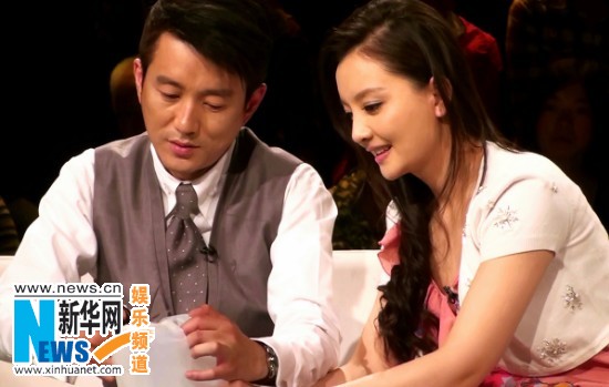 孙茜蔡远航做客《非常夫妻》秀甜蜜“穿越”爱