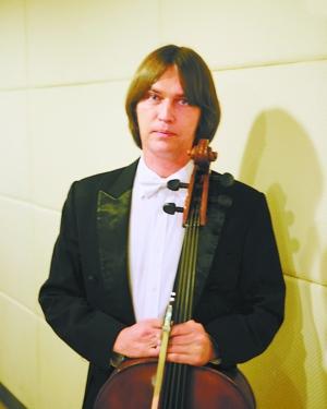 ��������������ϯ��������������Ϊ����������