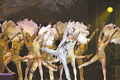 陈奕迅自称张学友死忠粉丝激动跪拜“歌神”(图)