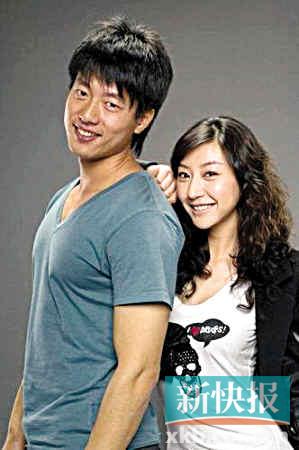 凌潇肃唐一菲婚前甜蜜买水果准岳母节约狂砍价