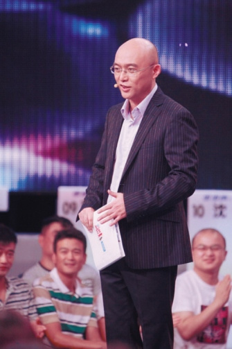 孟非伤后复出录《非诚勿扰》自嘲铁臂阿童木(图)
