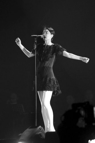 王菲2012巡演正式结束唱响四季轮回惊艳四座(图)