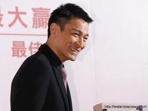 50岁刘德华欲造人再生一胎为爱女起名“刘向蕙”