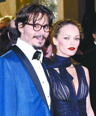 约翰尼德普正式与女友分手14年恋情终画句号