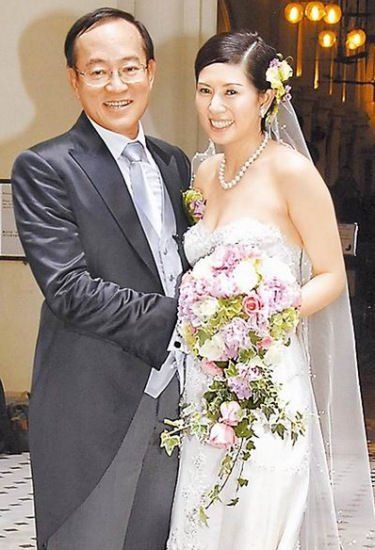 传周星驰旧爱罗慧娟病情恶化富豪老公遍访名医