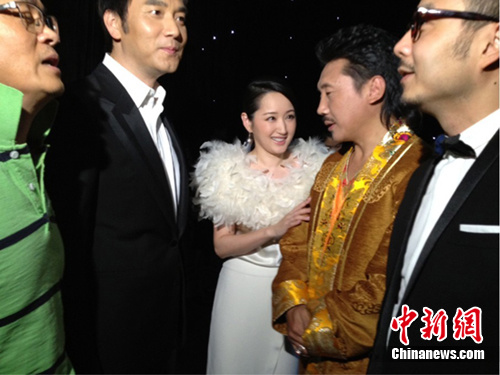 容中尔甲节目与友人重温寻梦历程与汪涵私交甚密