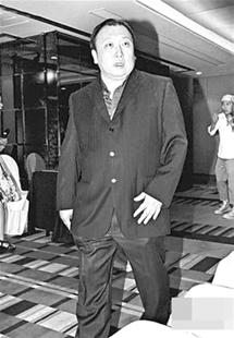 王晶被陈百祥语言攻击欲断交:以后不敢妄称朋友