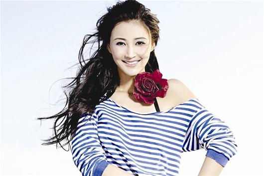 王志飞和张歆艺没联系:正努力放下相信爱情美好