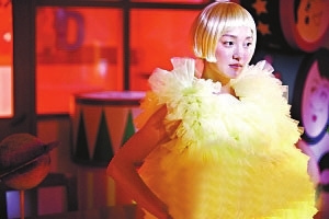 周迅首度挑战一人饰三角与井柏然演绎奇幻爱情