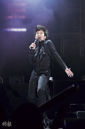 何韵诗高歌同性恋歌曲收容祖儿礼物分享爱情观