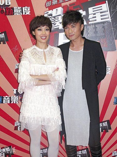 容祖儿期待与何韵诗同台送对方花篮自称“祖”(图)