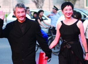 徐克妻子懒理婚变传闻:身为公众人物已习惯是非
