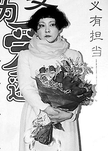 安雯遭韩男子骚扰不满酒店将其放走:权益应被保护