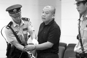 刘惠醉驾拘役4个月没请律师获刑略轻于高晓松