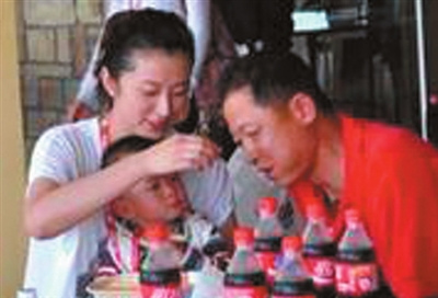 ��־��4����ӽ����ع��ϰֶԶ����۰��мӣ�ͼ��