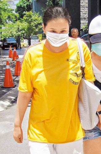 萧淑慎出狱剪发去晦气发福50斤计划运动减肥(图)