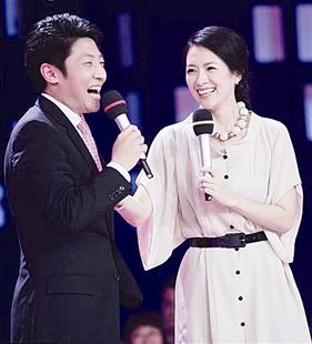 曝撒贝宁获章子怡妈妈首肯大胆求婚女方感动惊喜