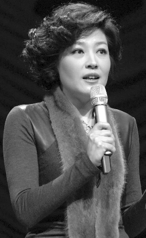 蛇年春晚总导演锁定哈文网友担心仍看不见赵本山